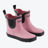 Die Bundgaard Gummistiefel in Größe 31, Modell Cloudy Low, strahlen in der faszinierenden Farbe Dark Rose aus einem Winkel von 330 Grad.