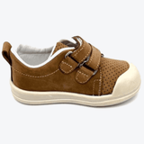 Small Foot Lauflernschuhe, Größe 21, Modell 'Fufu Foop Brown Model1' in der Farbe Braun, Ansicht von der rechten Seite.